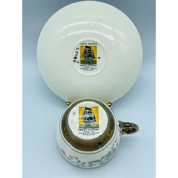 Gray's Pottery Stroke-on-Trent England 8253 hand painted Tea Cup and Saucer - Picture 4 of 10